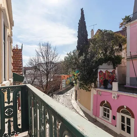 Distinct 2 Bed In Downtown With Aircon Apartament Lizbona
