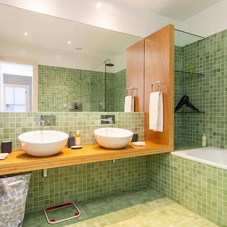 Apartament Distinct 2 Bed In Downtown With Aircon Lizbona