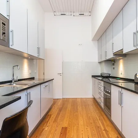 Distinct 2 Bed In Downtown With Aircon Apartament Lizbona